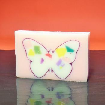 KANU Duftseife eckig Motiv Schmetterling Guave 80g
